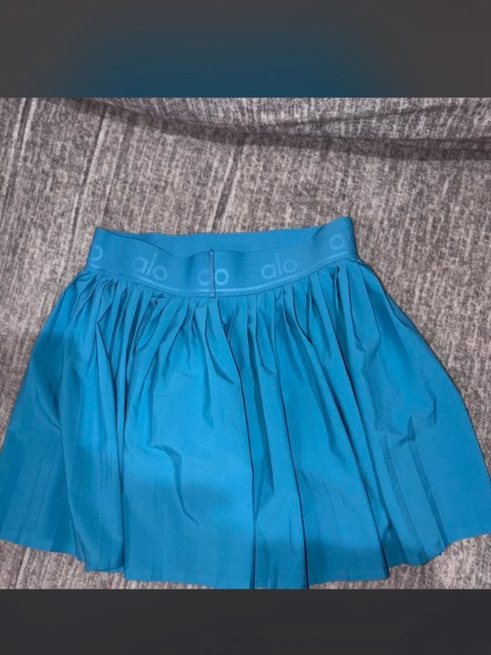 ALO Yoga Tennis Skirt Blue Splash with Pleated Side